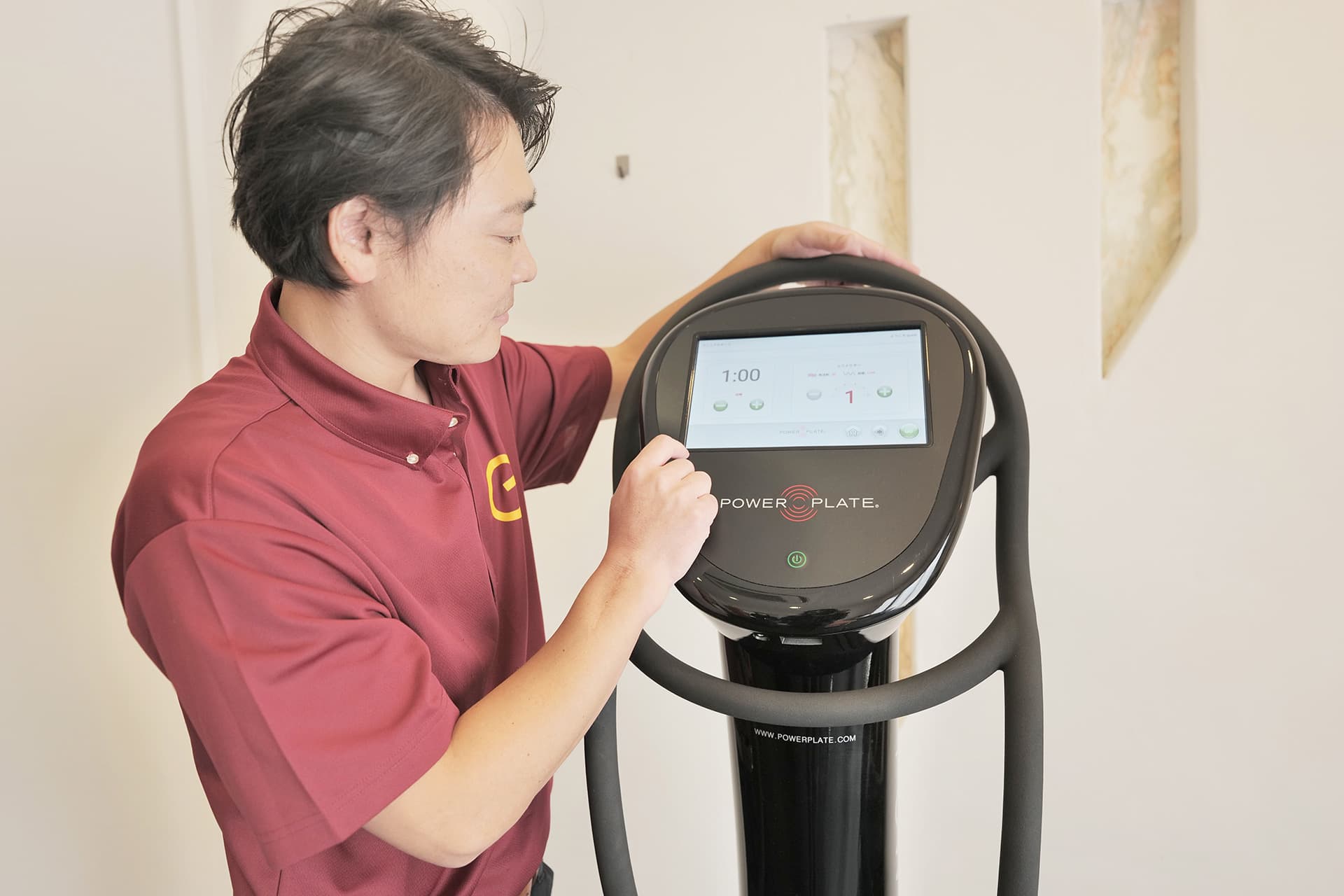 トレーニングマシン パワープレート